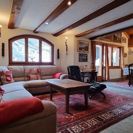 Haus Tiefbach - Apartment Cervino ツェルマット エクステリア 写真