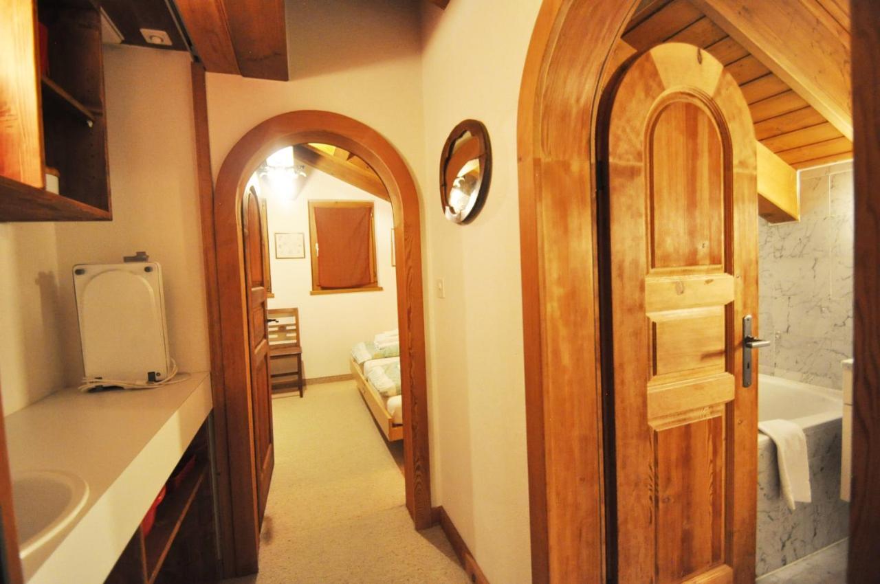 Haus Tiefbach - Apartment Cervino ツェルマット エクステリア 写真