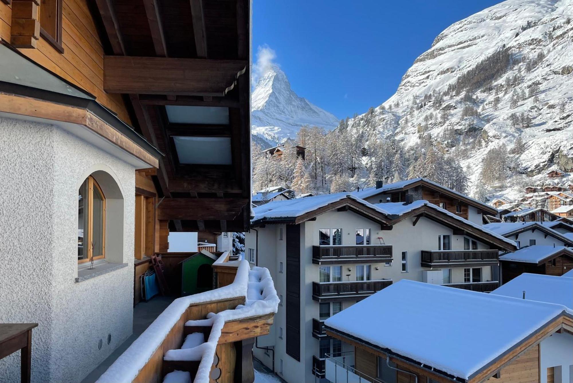 Haus Tiefbach - Apartment Cervino ツェルマット エクステリア 写真