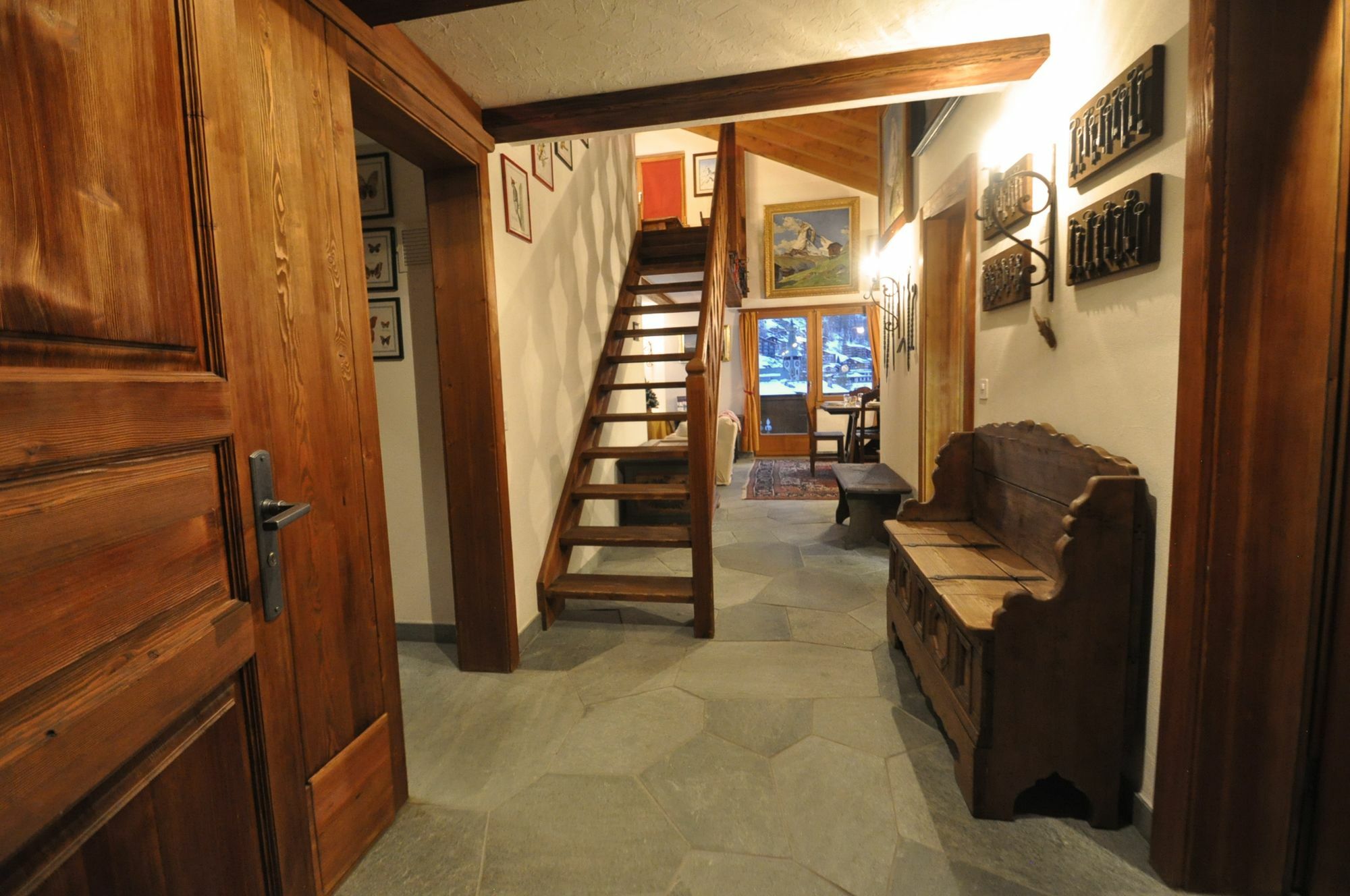 Haus Tiefbach - Apartment Cervino ツェルマット エクステリア 写真