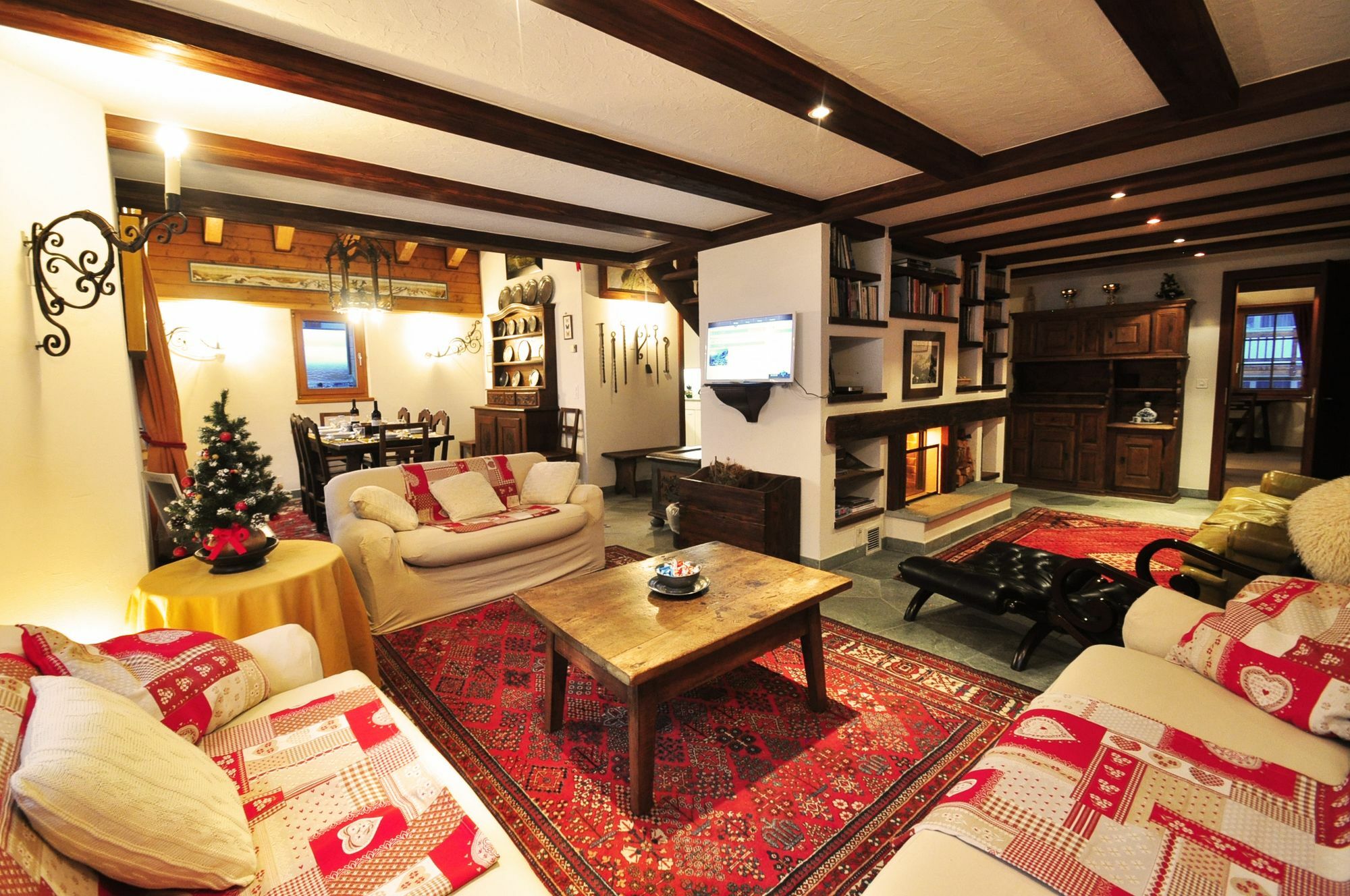 Haus Tiefbach - Apartment Cervino ツェルマット エクステリア 写真